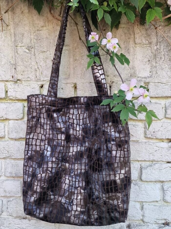 Productfoto handgemaakte shopper Croco bruin Craftketeers