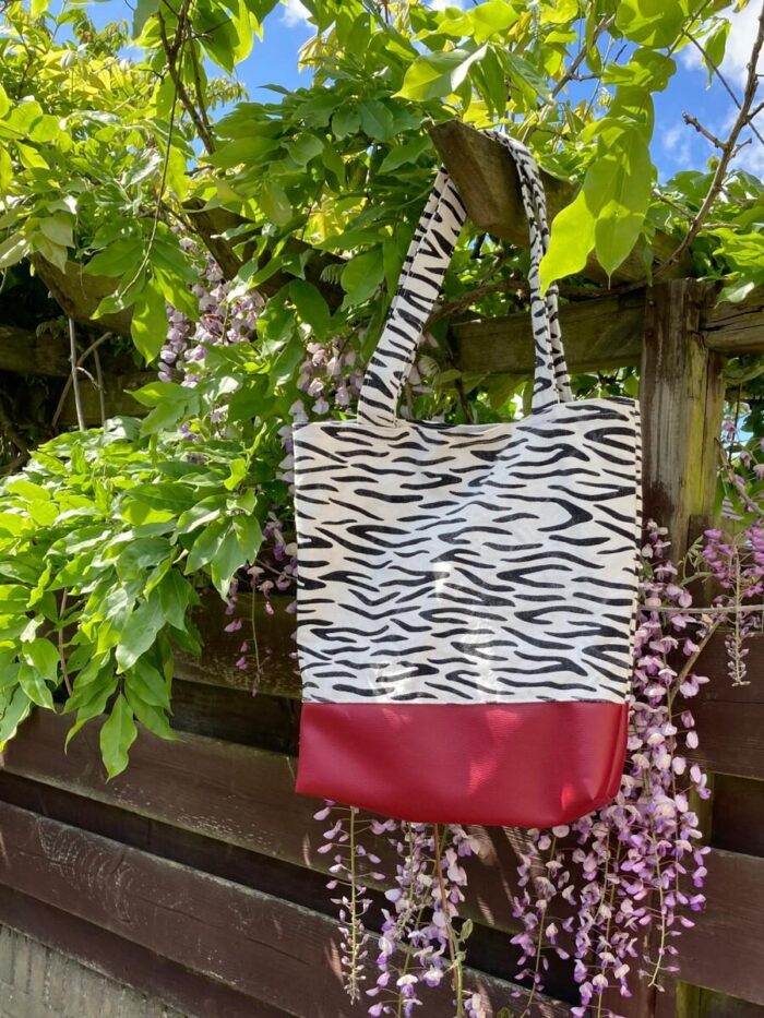 Handgemaakte Totebag Zebra door de Craftketeers